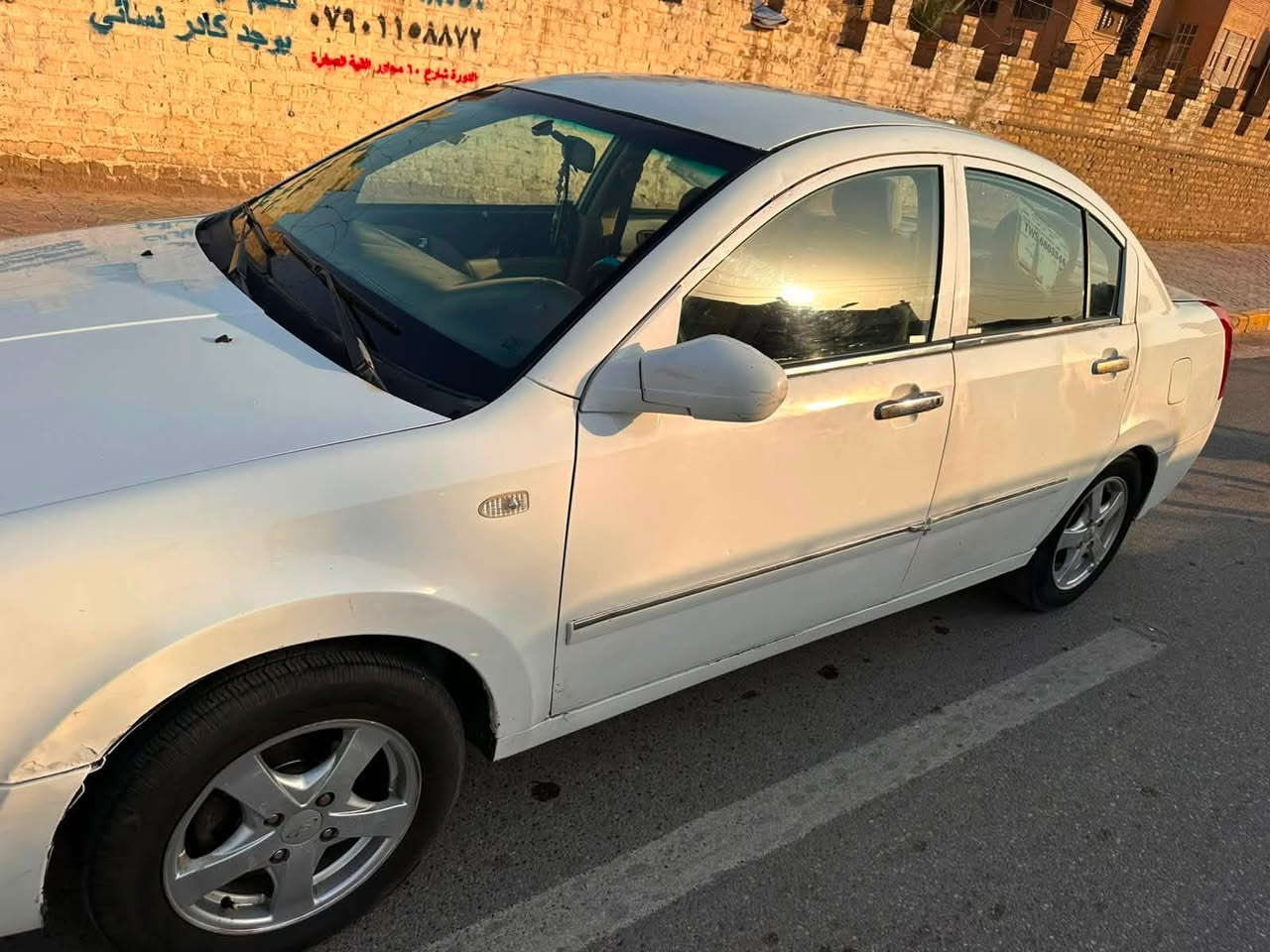 شيري A5 موديل 2010 محرك وگير بلاد تبريد شغال كهربائيات بلادية صدر خلفي امامي جديد بيها صبغ جاملغ وبنيد السيارة حلوة وبلادية 
السعر 38$
عليها غرامة 4 ورقات ينزل من سعرها 
مكانها الدورة حي اسيا 
للاستفسار *********** جعفر
