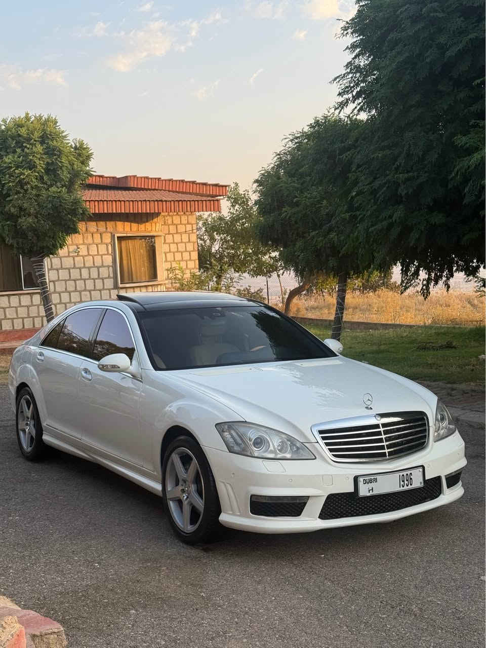 نرخی ( ۷٤ ) گەڵا و کەمێک مەجال 💰
📞***********
📞***********
ميرسيدس بێنز ، مۆدێل ۲٠٠۹ ، دوبەی ساغ ساغ ساغ ✅📦
گێڕ و مەکينە بەشەرت هەشت پستۆن V8 ✈️
کارەباييات بەشەرت ☑️
فوول فوول مواصفات پانۆراما
سەيارەکە نموونەيە لە جوانی لە ڕەسمەکان چۆنە لە واقع جوانترە ماشاالله 
چوار تايەی نوێ 🛞
بێ ڕەقەمی دوبەيە مەنەفێستی استنساخی لەگەڵە
سەيارەکە زۆر جوان و پاک و بيانو بڕە
گۆڕينەوە ناکەم تەنها فرۆشتن 💵
نرخی ۷٤ وەرەقە و کەمێک مەجال كويسينجاك, أربيل
