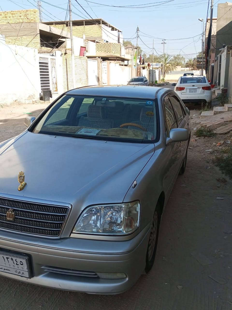 مكلف بل نشر سلام عليكم البيع تيوتا كراون ملكة 2002 كرستال اصل بسمي  رقم كركوك مدفوع كمرك وضريبه كامله السيارة مكفولة كفالة عامة كير مكينه حداديه تبريد ثلج دكمتين  مكينة ديفور الكبير  سياره جاهزه وشرط جديده  شادله منضومه مال زنون كامله وشاشة تحويرت النجف مكان السيارة نجف الاشرف ناحية العباسية السعر 90 وبيها مجال الشراي يتصل ***********

