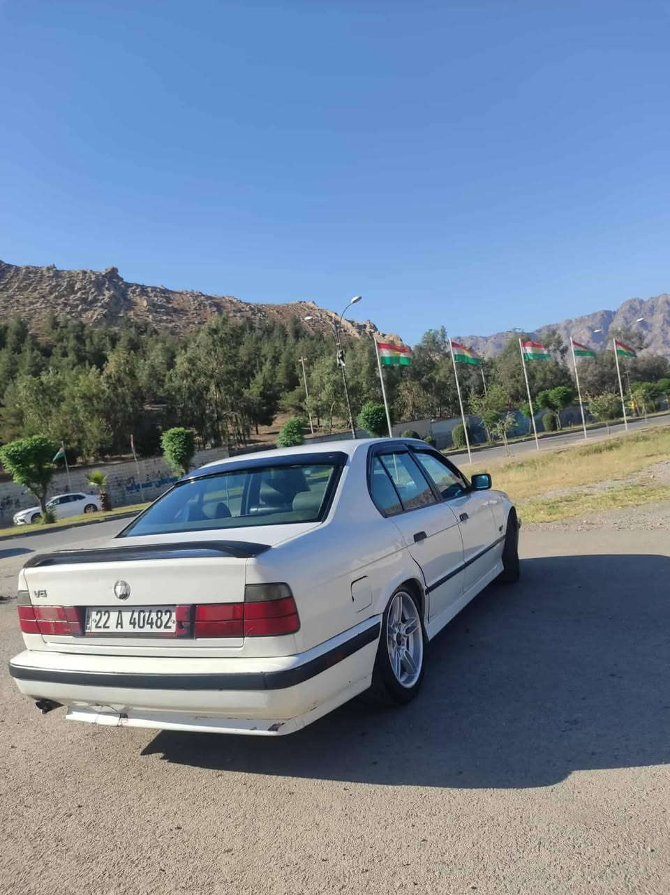 Bmw 1991 525 tomatik
بێ بۆیاخ
گێڕ و مەکینە بەشەرت
بێدەح و لێدراو
مۆدێل 1991
سەنەوی تا دووساڵی تر نوێیە
525 تۆماتیکە
کوشن جڵد 
فول فولە سەیارەکە
ماشااللە لەماڵی خاوێن و باوێن بەدڵی خۆم مەسروفم تێدا کردوە هەموو شتێکی بەشەرت بەس سڵایدەکەی زۆر مەزبوت نییە باقی هەموی بەشەرت دەفرۆشم 
چوارتایەو ویلی لۆکی لەژێرە ویل ئێم
کارەبای و تەقەو ڕەقەی هەمووی بەشەرتی 10 فیتەر
نرخی 70 گەڵایە مەجالی زۆر تێدانییە
بۆ پەیوەندی کردن 
***********
***********
