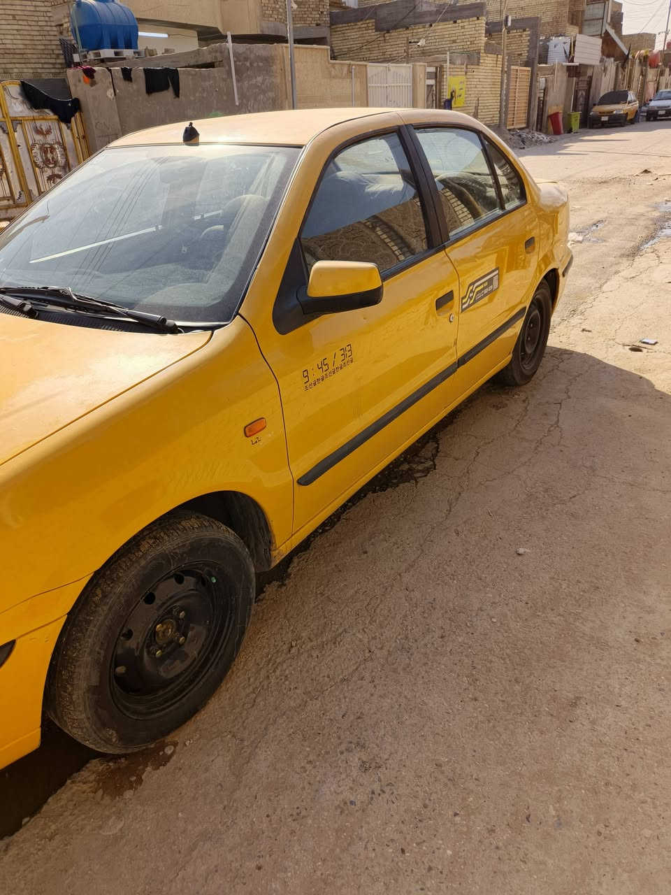 السلام عليكم سمند موديل ١٢ كير ومكينة وتبريد وتدفئة مكفولات صدر جديد بيها جراد وبسمي رقم بغداد انكليزي سيارة خير من الله كبل لشارع   الرقم : ***********
مكاني بغداد مدينة الصدر 
السعر : 38 ورقة بيها مجال
