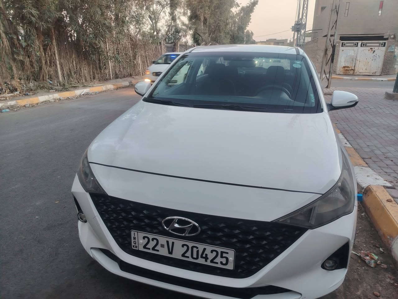 سلام عليكم اكسنت 23 ابيض قبغ جنطه بخ بدون حادث قطعتين تبريد تحكمات ستيرن بس فتحه سقف ما بيهه بيع أو مراوس بسياره اقل رايدهه 127 وبيهه مجال بسيط للطيبين والرزق على الله
***********   مكاني سامراء
