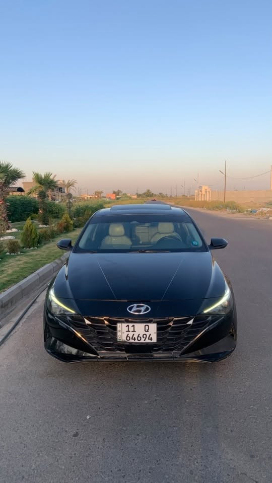 السلام عليكم
للبيع 

Hyundai Elantra

موديل 2023

وارد امريكي هايبرد

فول مواصفات 1/1

كشنات ابيض جلد

كشنات تدفئه تبريد

كشن السايق كهرباء

تحكم ستيرن جهتين

تحديد مسار

مثبت سرعه 

رادار امامي وجانبي

هاند بريك بصمه

اوتو هولد

3 وضعيات قياده

شاشه متصله

شحن لاسلكي

بصمة تشغيل

بصمة ابواب

تشغيل عن بعد

فتحة سقف

بك لايت لد

حساسات امامي وخلفي

ماشيه 63 ميل

السعر 129 وبيها مجال

وصور الحادث بلمنشور

رقم بغداد بأسمي 

مكاني بغداد حي الجهاد

للأستفسار ***********
