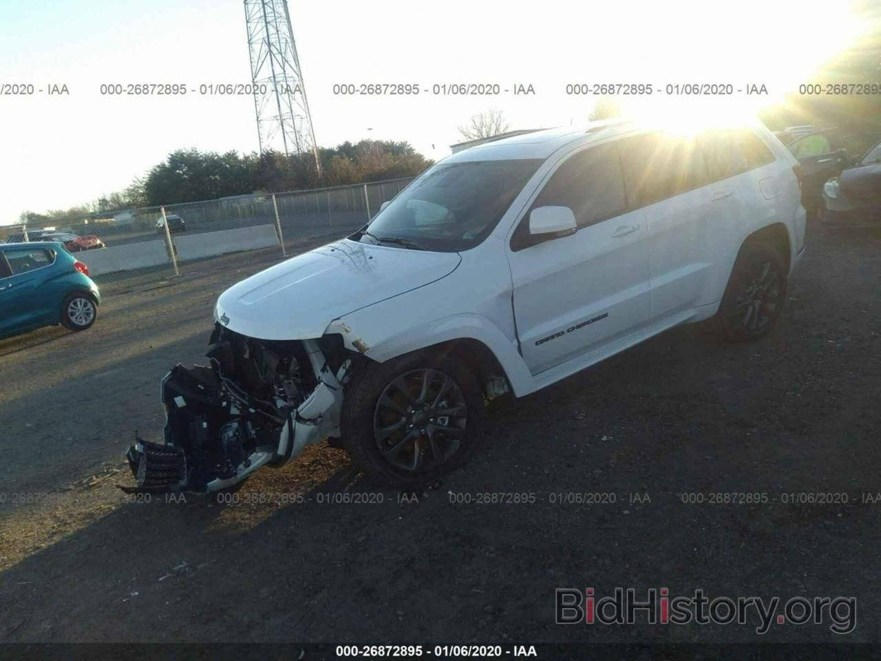 جيب كراند شروكي موديل 2019 jeep
للبيع جيب اوفرلاند امريكي اعله موصفات 
*موصفات 1/1الاخير       
  موديل 2019 ثمانيه سلندر 5700 ماشيه  120 كيلو 
حادثها جاملغ السايق  
وبيها ربع البنيد صبغ وحاليا بيها بنيد مال اكس وبنيدها البلادي موجوود وبيها بارد بل جاملغ الخلفي وتكحيل كارت بمكانين 
رادر امامي مع مانع تصادم
نظام الاصطفاف الالي 
تحذير الخروج عن المسار
دفع رباعي4x4
المقاعد جلد 
دشبول جلد
جكات صعود ونزول
المقاعد الاماميه كهربائي
ذاكره الحفظ وضعيات الجلوس
المقاعد الاماميه تبريد وتدفئة
نقطه عمياء
ويل بلاد قياس 20 انج
مقود السائق جلد 
مقود السائق كهربائي 
سقف بانوراما 
شاشه كبير مع انفكيشن 
لايت زنون
كشافات ضباب
تشغيل عن بعد
صندوق كهربائي 
حساسات اماميه وخلفيه 
محدد سرعه 
مكاني بغداد / *********** 
السعر 225  وبيها مجال بسيط
