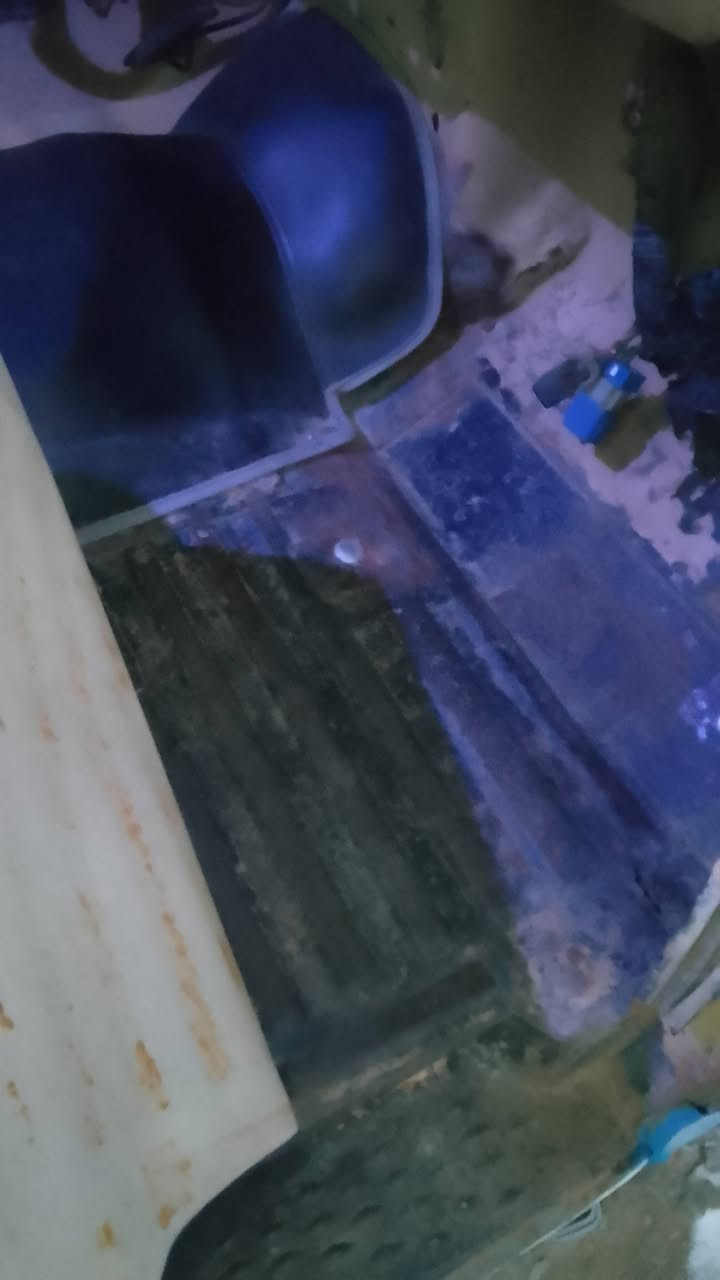 السلام عليكم واز 88 للبيع كير مكينة جدد تخم تاير جديد دوشمة جادر اكسل فارة دركة بور كھربائيات جدد ***********
