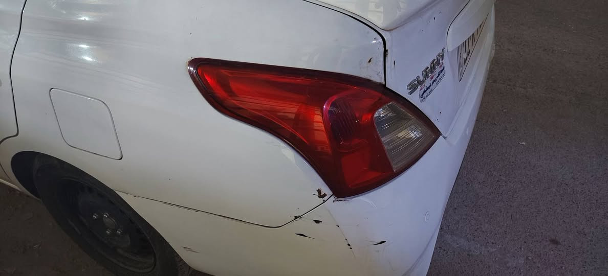 سلام عليكم نيسان هندي موديل ٢٠٢٣ بيهه بارد بلجاملغ منزل صورته قليل وحافه جنطه مكحله ع كد خمس اصابع ماشيه ١١٧ باسمي سنويه جديده السعر ١٠٥ وبيهه مجال عنوان بغداد استفسار ***********
