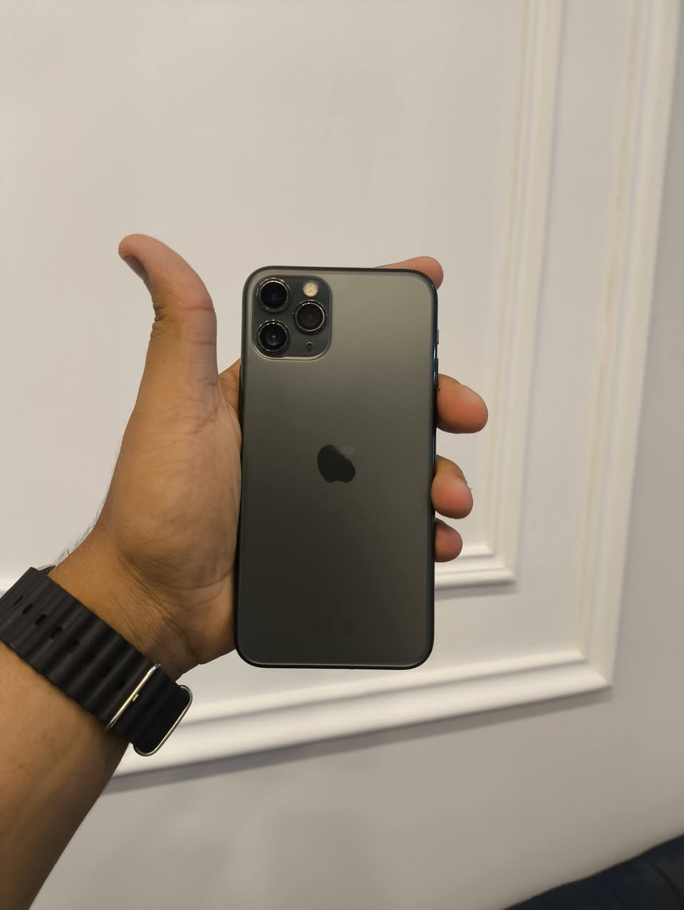 📱 iPhone 11 Pro
💾 الذاكرة: 256GB
🔋 البطارية: 71%
📸 الكاميرات الخلفية: بيها وصاخة شوية
🔐 Face ID: متوقف
📱 الشاشة: مستبدلة نوعية متوسطة
⚙️ الجهاز مفرمت ومحدث بالكامل
✅ كلشي شغال بالجهاز عدا Face ID

💰 السعر: 220 ألف
🤝 بي مجال

🚚 متوفر توصيل بعربون

🏪 M5 Mobile
📍 بغداد – البلديات – شارع سيد صلاح – مركز M5
📞 ***********
