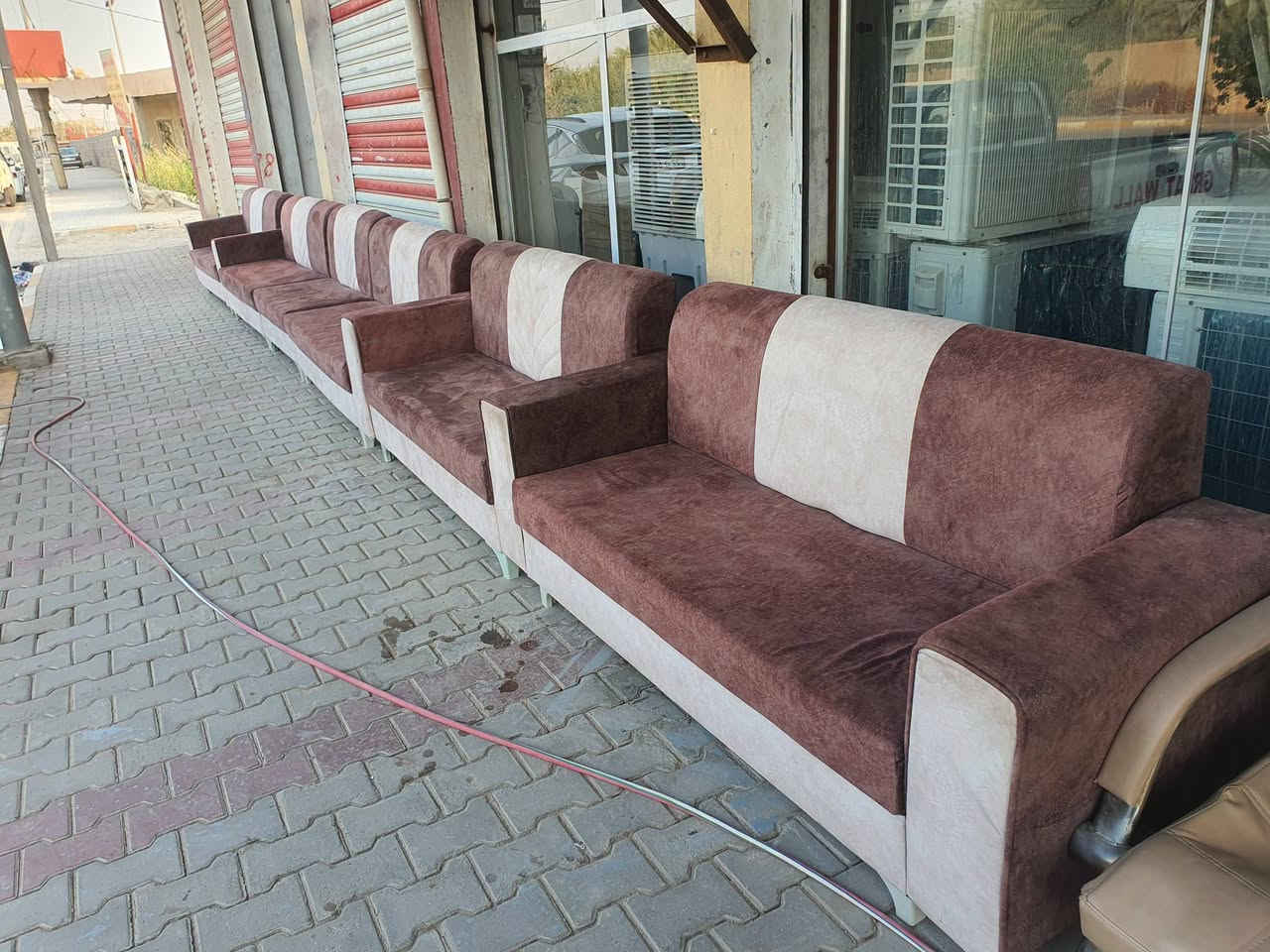ديوان 25 مقعد 💺 18 متر
استخدام جداً بسيط 
متوفر 

#العنوان مجمع الكرار قضاء الزبيدية سايدين من جهة البوابة مقابل كاشان لغسيل مفروشات مجاور حسينية بيت 🏠 زليزل 

هاتف 📞 ***********
هاتف 📞 ***********
