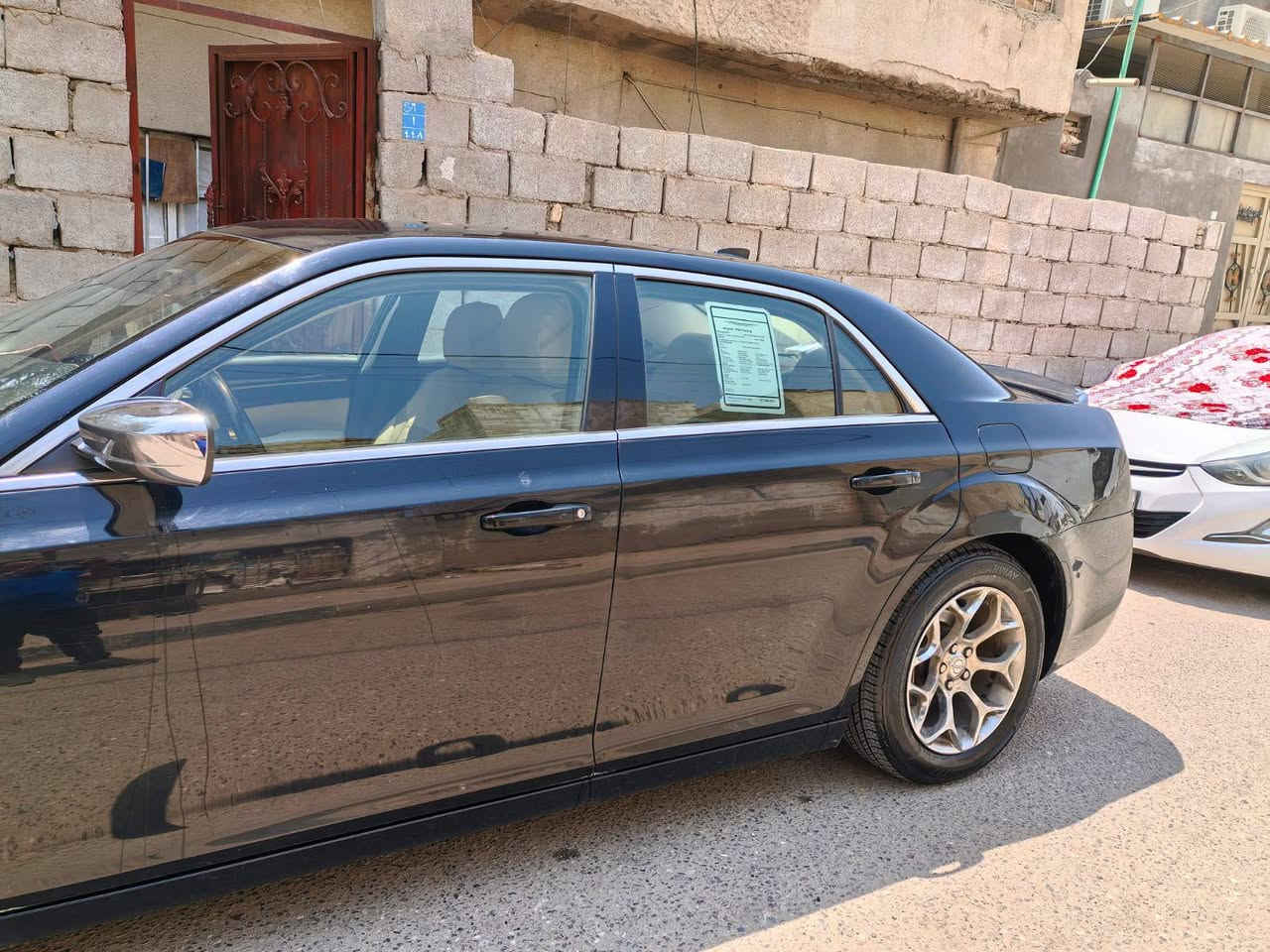 كلايسلر اوباما اسود 2018 اصل  محرك 3600  حره تحويل ثاني يوم باسمي السيارة رقم بصرة الدولي مواصفات شاشة كبيرة كامرة تحكم ستيرن كامل   حادثه جاملغ وبنيد والجاملغ الثاني بيه بارد وبيه رشات صبغ السياره جاهزه كير محرك حداديه وتبريد منضومه توني شاده تخم تاير منضومه زنون لدات كله شغال
195$
*********** أربيل, العراق
