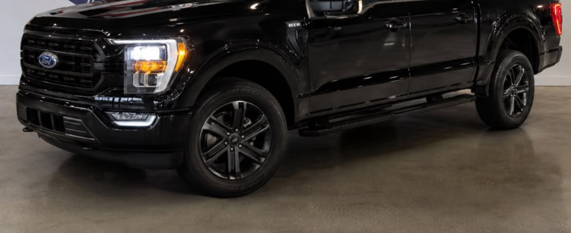 متوفر دوسات تفصيخ F150 بلادى *********** متوفر ايضا توصيل 🚚

نص مكتوب في الصور:
- علي الزاخوري ***********