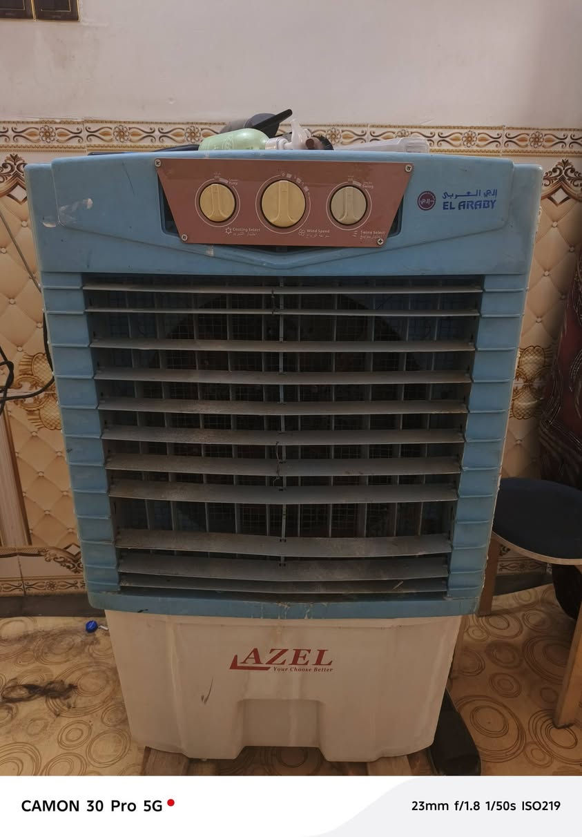 مبرده ال جي العربي شغاله 3 سرعات واتجاهات فقط واتربم يحتاج تبديل بسيط سعر ٦٠ الف

نص مكتوب في الصور:
- CAMON 30 Pro 5G 23mm f/1.8 1/50s ISO403
- CAMON 30 Pro 5G 23mm f/1.8 1/50s ISO219