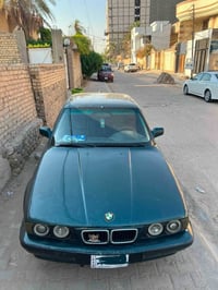 بي ام ٥٢٥ • ١٩٩٢ • رقم بغداد