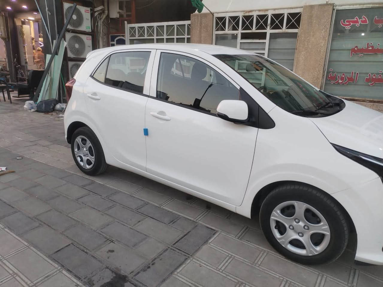 سلام عليكم
كيا بيكانتو 2024 خليجي رقم أربيل 
لون ابيض ماشيه ماشيه 9 الاف 
(شاشه ديجتل - مري شفط وأشاره - تحكم جهتين - ليد صباحي - مثبت سرعه - شاشه عطلات - شاشه بلاديه - كاميرا بلاديه - حساسات  ) 
مكاني بغداد السيديه 
***********
