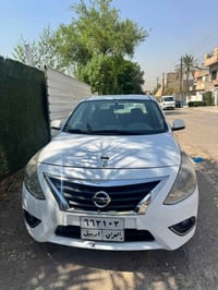 نيسان سني 2021 ممشى 76 الف  مبدل باب عكس سايق خلفي فقط و بيها طخات موض...