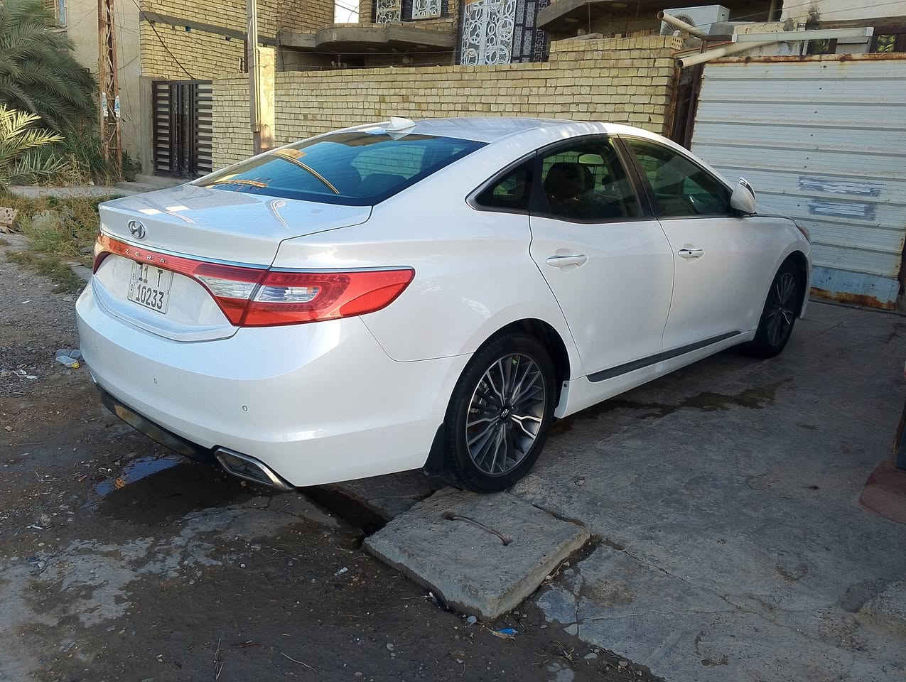 🚘 للبيع أزيرا موديل 2016 امريكيه
🔹 المكينة: 3300 GDI
🔹 الماشي: 98 ألف كم
🔹 السعر: 110$ قابل للتفاوض بالمعقول 💰

✅ المواصفات:
• خزن ميموري
• تحكم بالكشنات
• كشنات ورا
• تدفئة كشنات
• مري شفت
• تحكم ستيرن كهربائي
• ستيرن فول أوبشن
• عدة بنرامة
• السيارة استخدام شخصي ونظيفة

🔧 الضرر: قطعتين بالباب الخلفي، جاملغ الباب مبدل والجاملغ مصبوغ.

📍 الموقع: التاجي – سبع البور

📞 للاستفسار:
***********
***********

الجاد يتصل، والسيارة للفحص بأي مكان يتفق عليه المشتري.

