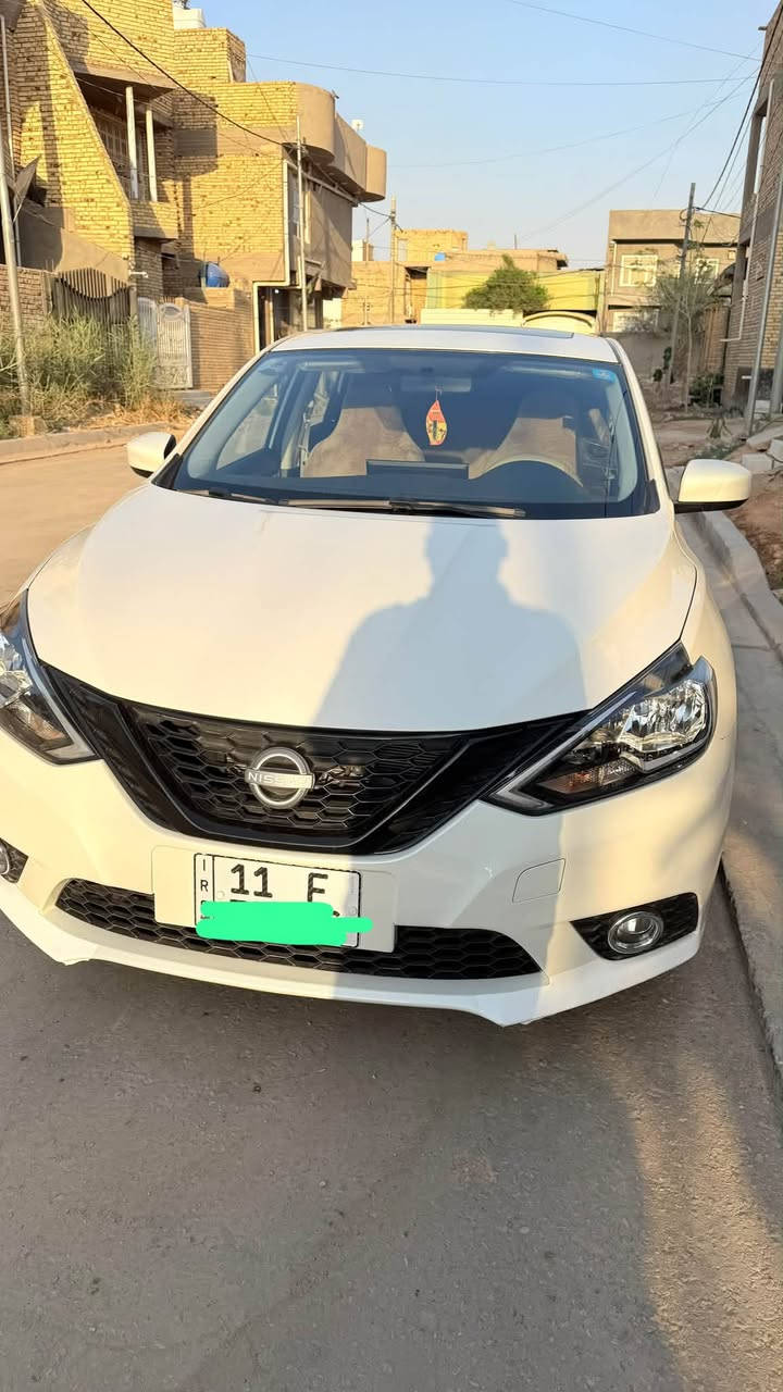 سنترا 2025 
رقم بغداد باسمي سنويه
ضمان شركة السور العلامة الجديده
فتحه 
شاشة لكزز 
كامره 
مانع انزلاق
نظام Eco 
تحكمات 
تبريد قطعتين 
يدات نيكل 
جام كهرباء 
داخل بيجي 
و بيه بعد هواي مواصفات 
ماشيه 5600 بعدهي على البلاد
السعر 137
الاتصال***********
مكاني الديوانيه
