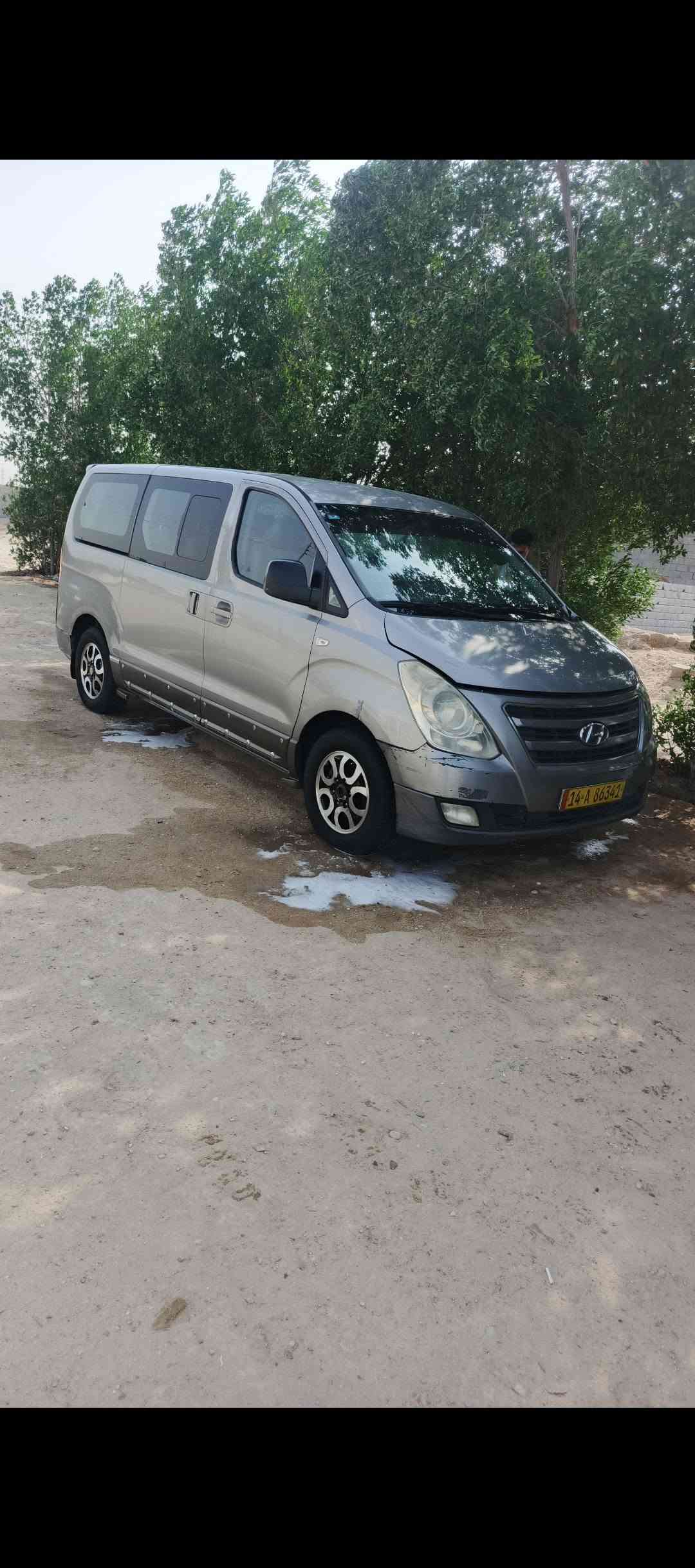 سياره البيع موديل 13معلايه 17 مجول بلاديه  مكفوله من ضربه والكصه بيه صبغ من كورياا حداده جديده وتخم تايرات بسمي تحويل ثاني يوم مصفره من كلشي هىيه وضريبه مكاني بصره زبير سعر 150 وبيه محال  ***********
