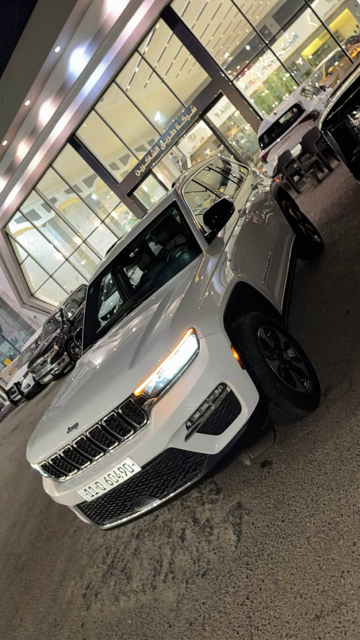 جيب جراند شيروكي هايبرد Limited 4xe | 2024
JEEP GRAND CHEROKEE LIMITED 4xe

الموديل: 2024
المحرك: 2.0L Turbo Hybrid
القوة: 375 حصان
العداد : العداد 40 الف
الدفع: 4×4

بيها جاملغ صبغ فقط وحادثها بلمنشور بدون ايرباك

المواصفات:
• فتحة بانوراما
• شاشة 10.1”
• عداد رقمي 10.25”
• جنوط 20”
• Plug-in Hybrid ⚡

سعرها 25٫200$ الف دولار وبيها مجال
الموقع: بغداد
رقم الهاتف: ***********
