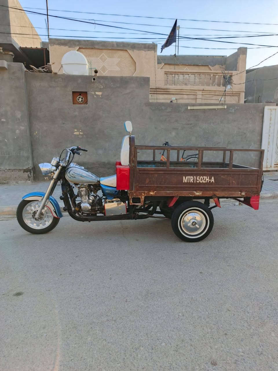 سلام عليكم  ستوته البيع موديل   18 كفاله عامه شاصي كفاله دراجه معمره ستوه مكينته برغي مامفتوح بيه شلع ومعدل ونشطه وخرسه فقط تسمع صوت الصارنصه  دراجه نضيفه بعنه الكلمه اوراق اصولي اوراق نضيفات    دراجه تعمير كله 26تعمرت قبل شهر سعره 1700وبيه مجال قليل  مايعجبك سعره طلع كبل رقم صاحبه 
*********** مكلف بل نشر لا ترسلني هاذ رقم صاحبه وبيه وتساب  مكانه رميثه
