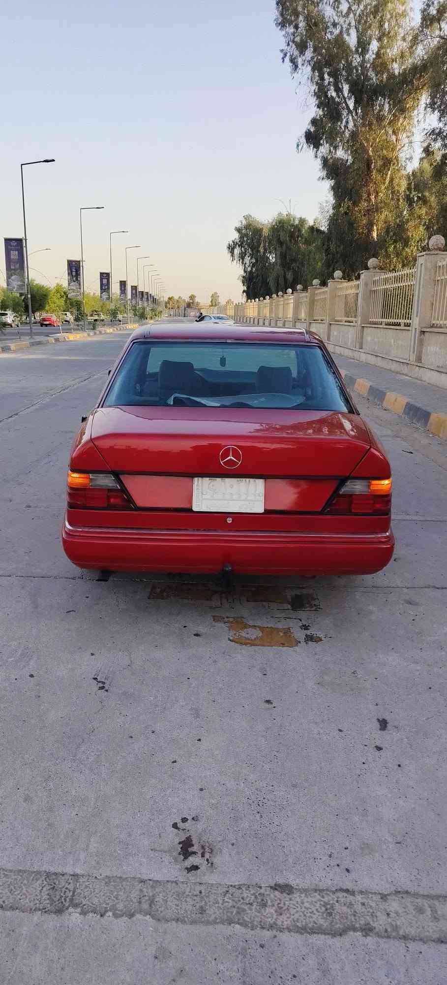 السلام عليكم مارسدس دب للبيع موديل 1991 كير محرك شرط محرك بطه تبريد شغال سياره متعوب عليها صبغ عام جماليه بدون ضرر 
السعر 60 وبيها مجال لشاري 
***********
