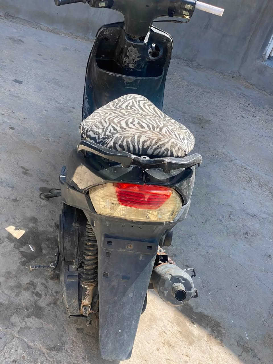لبيع دراجه ماكس منغولي  دراجه شغاله شلعه ومعدل محركً ناعم كهربائية كله شغاله
 كفر ختم واحد سعر ٣٠٠ مكاني بابل كفل. 
***********

