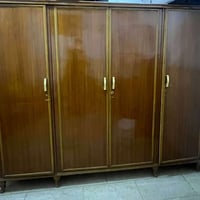 كاونتر • مستعمل • ٤ أبواب