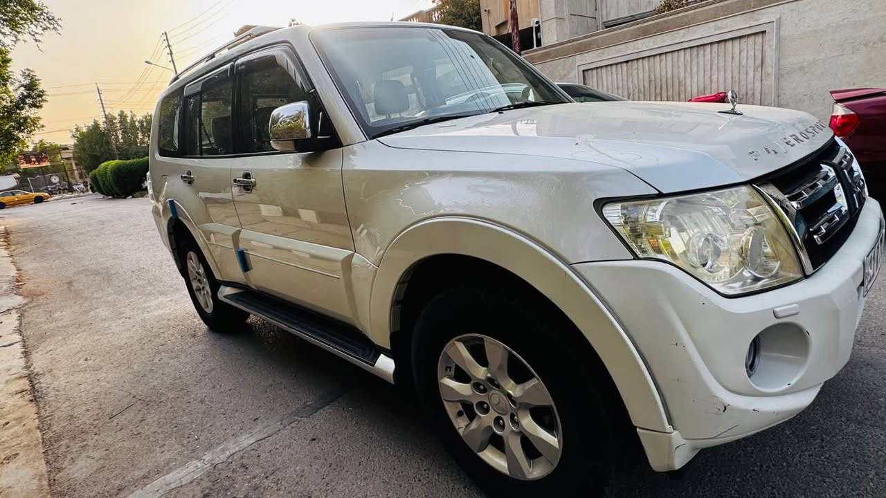 باجيرو 2013  حبتور فول مواصفات لون ابيض صدفي حجم المحرك 3500 رقم  بغداد دولي بدون حادث   خليجي السياره جديده مال جناي فورويل نضام دفلوك كشنات كهربائي اشارة بل مري شفط تحكم ستيرن مسجل بلادي اصليه فتحه تبريد ثلاث قطع حساسات خلفيه زاد ثلاجه تخم تاير كير مكينه حداديه خير من الله سياره جديده لوك محرك 6السعر144  اتصل وبيك خيروتدل 

***********
مكان سياره بغداد حي الجهاد

