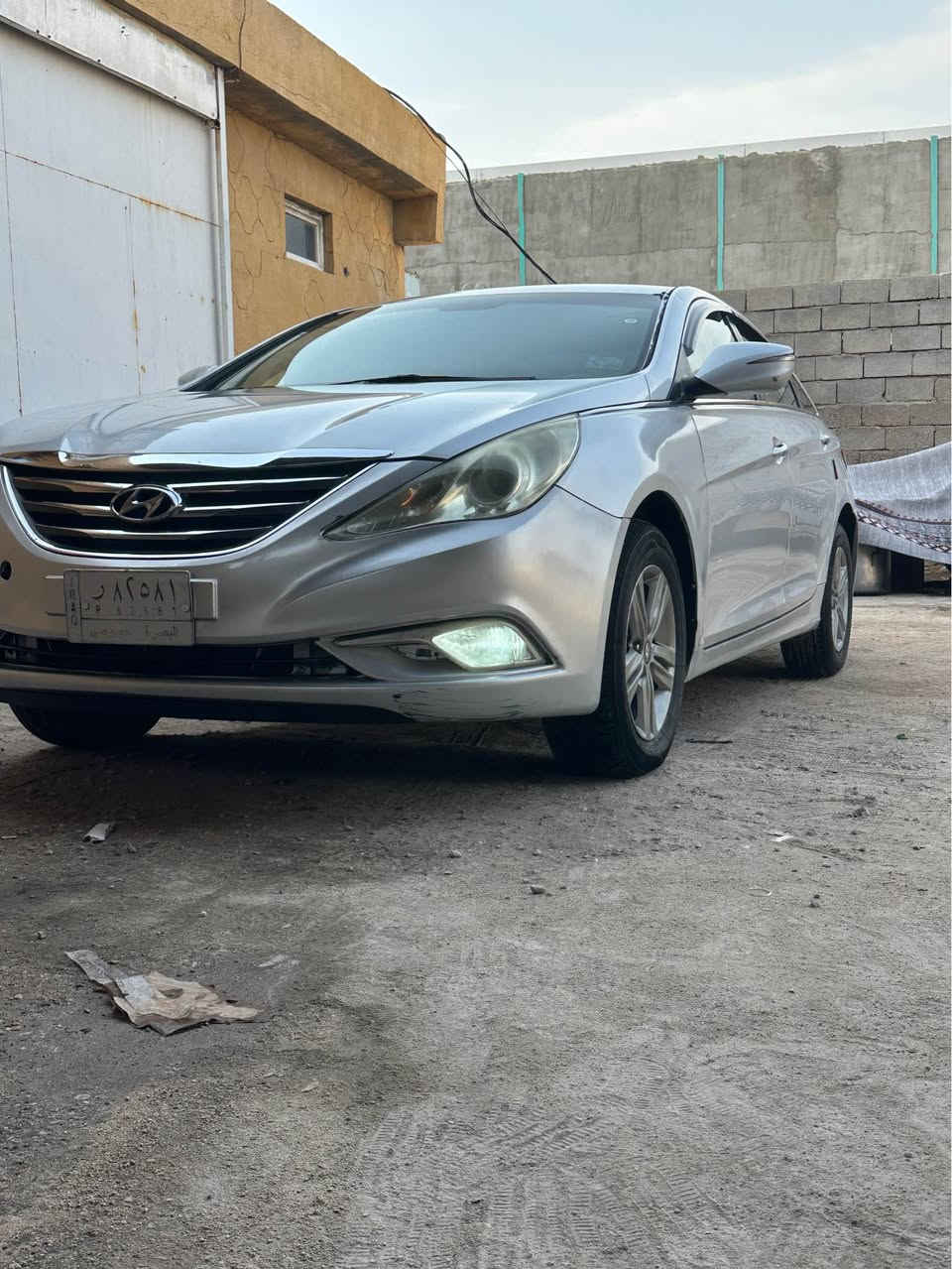 سوناته مديل ٢٠١٣ وارد كوري.  معروف الكوري ما ينكفل من صبق سياره  ما بيهه ضربه حلوه مال جناي  حداديه نضيفه حلوه تبريد ثلج 
باسمي رقم بصره  ما بي
*********** Singapore

