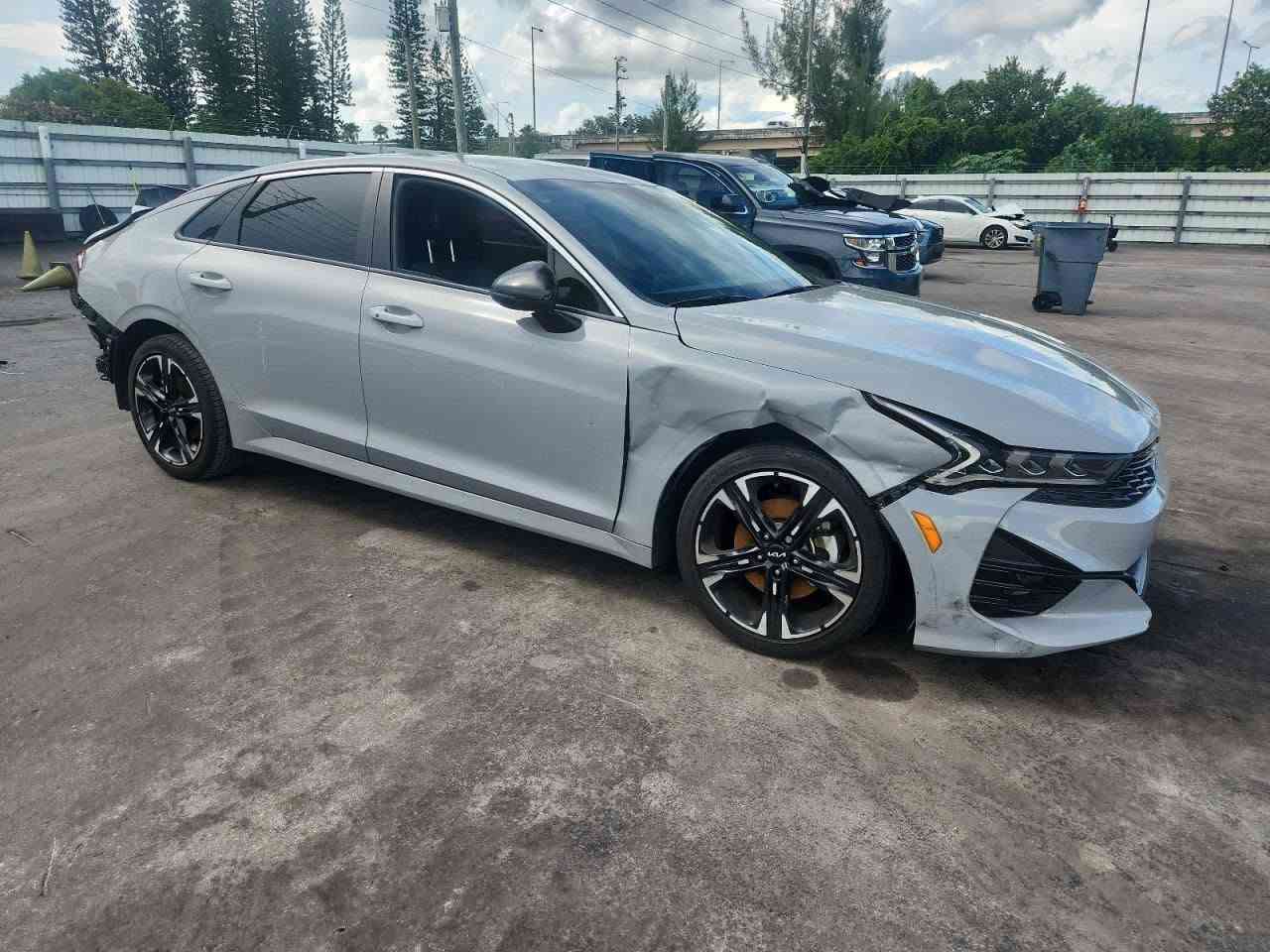 كيــا(K5)(Gtline)موديـ2024ـل
السعر122$(مصلح)واصل للميناء
https://chat.whatsapp.com/DTIGSnHsRSl8b6A8vxIoct?s=cl&p=a&ilr=4
ترهم حره ترهم شهداء
تعقيب 850
***********

