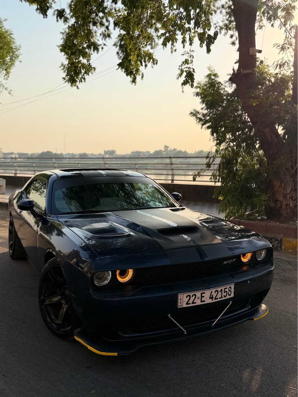 السلام عليكم حبايب للبيع جالنجر 
Sxt plas
فول السياره للاخير 
موديل 2017
فتحه
كشنات جلد 
كشنات حضن
كشنات كهرباء
ستيرن كهرباء 
شاشه كار بلي كبيره
رادار خلفي 
وبعد بيه موصفات 
السياره جاهزه مابيها برغي نقص مكينه كير بلاديات ممفتوحات ماشيه 100 الف 
السياره حادثه امريكه جاملغ وبنيد 
ومن اميركا نص الجاملغ الخلفي كلير فقط رقم اربيل تحويل ثاني يوم رايدها ب 129 وبيها مجال بسيط جدا مكاني الاعظمية 
*********** اتصال او واتس بغداد, العراق
