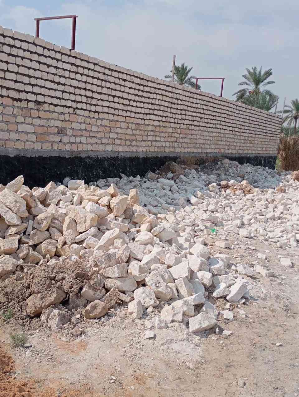 بنه حجر جاهز للعمل
اسعار مناسبة
اتصل ع رقم او راسلني واتساب او خاص 
***********
