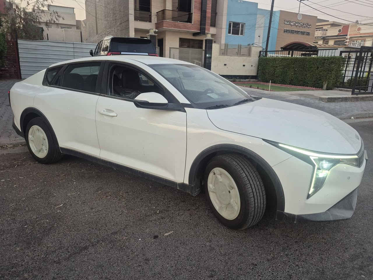 ١٤٨ ورقه 
K4 25
 زيروووو25 لد زنون  حساس امامي خلفي ويل كب حساي تاير اشاير بالمري تحكمات شاشة كامرة مودادرايف زنون لد امامي خلفي  مكاني  (حالوب بسيط)
بغداد حي الجامعة
***********
***********

