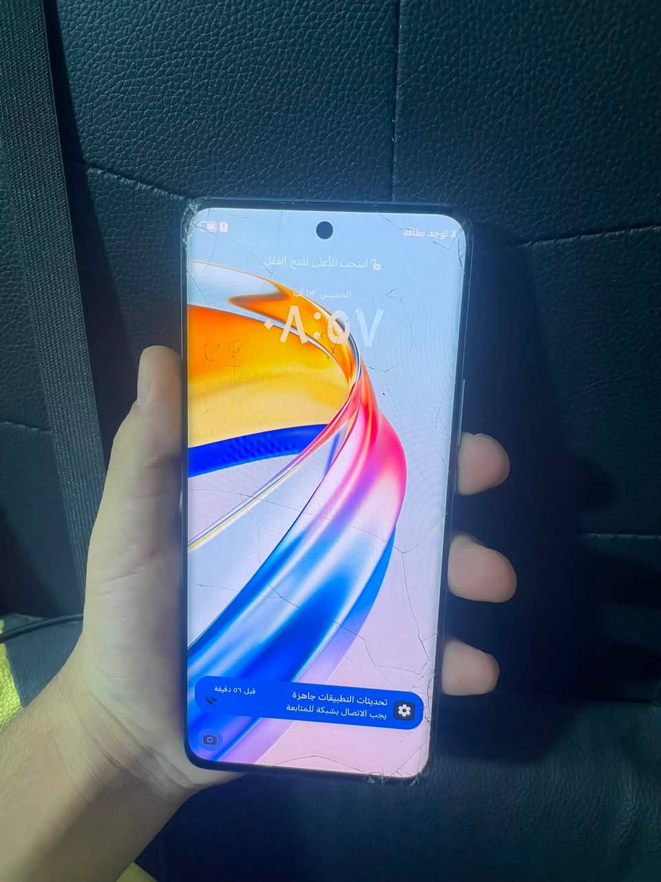السلام عليكم هونر x9b 5G مفتوح ابد 
بس هسه شاشه مكسوره بس مماثره ابد عل لمس تجي وتشوف لمسها بكيفك تريد تبدلها تريد تعوفها ول زجاجه مال الكامره هم مكسوره الزجاجه الفوك يعني مو الكامره 
سعره 150 قفل مابي عمله ابد 
مكاني حله بكرلي *********** متواجد واتساب
