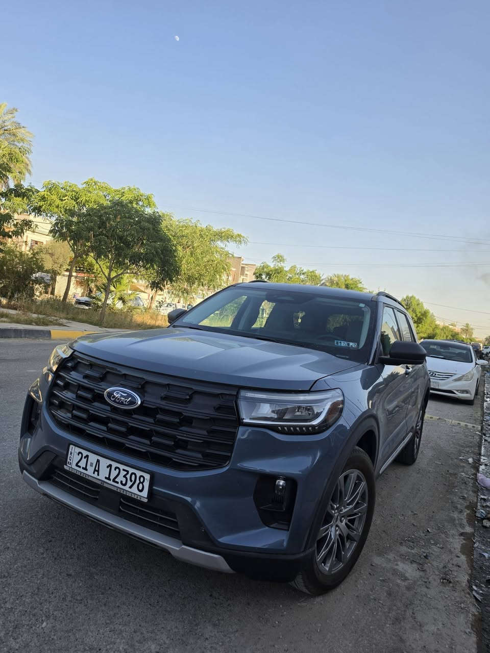 فورد اكسبلور موديل ٢٠٢٥ لون مميز جدا ونادر يعتبر احلى وارقى الالوان بالشكل الجديد...  السيارة فئة اكتف داخل لون ابيض مميز جدا ..
فورد اكسبلور موديل ٢٠٢٥ لون مميز جدا ونادر يعتبر احلى وارقى الالوان بالشكل الجديد...  السيارة فئة اكتف داخل لون ابيض مميز جدا ..
السيارة بدون صبغ .. بدون تعديل بارد ... بدون شخط...
ماشية ١٠ الف ميلا فقط على ايدي فقط اول مستخدم الها تاخذ بانزين عادي باقي المواصفات معروفة
 من شاشة كبيرة جدا 
ومقاعد الامامية كهرباء 
وكل الوضعيات كاميرا ورادارات امامية وخلفية.. 
السيارة مرقمة سليمانية جاهزة من كل النواحي 
مكانها ديالى بعقوبة للييع او مراوس بفورد اكسبدشن موديل حديث ..
السعر ٣٢٠ ورقة وبي مجال واعتقد ماكو سيارة بهلموديل وهلون والنظافة بهذا السعر 
هاتف : ***********
وهذا رقم الشاصي : 1FMUK8DH0SGA45326
