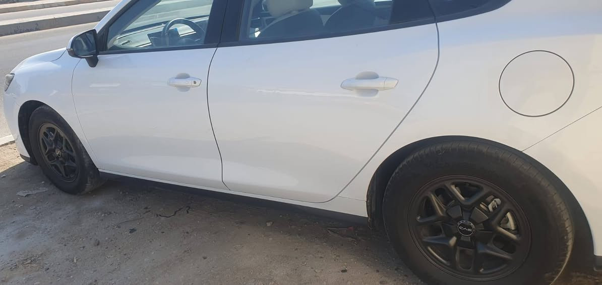 Byd 2025 seel 5
مكفولة كفاله عامه بيها فقط هاي الرصعه ومأشر عليها وتطلع pdr  سياره بسمنه وماشيه ١٦ الف الكلي سياره جديده سعرها 19 و  700
مكانها بغداد مدينه اتصال فقط اخوان ***********
