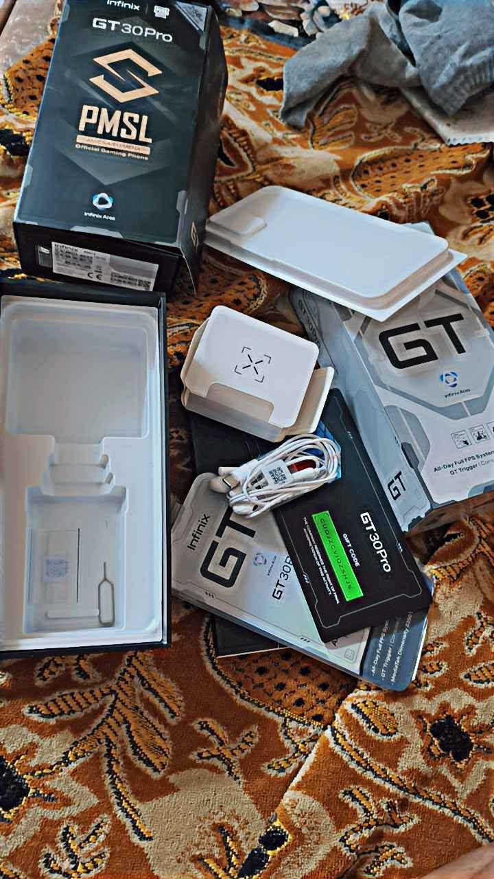 إنفينيكس GT30 برو • ٢٥٦ • شاشة ١٤٤Hz