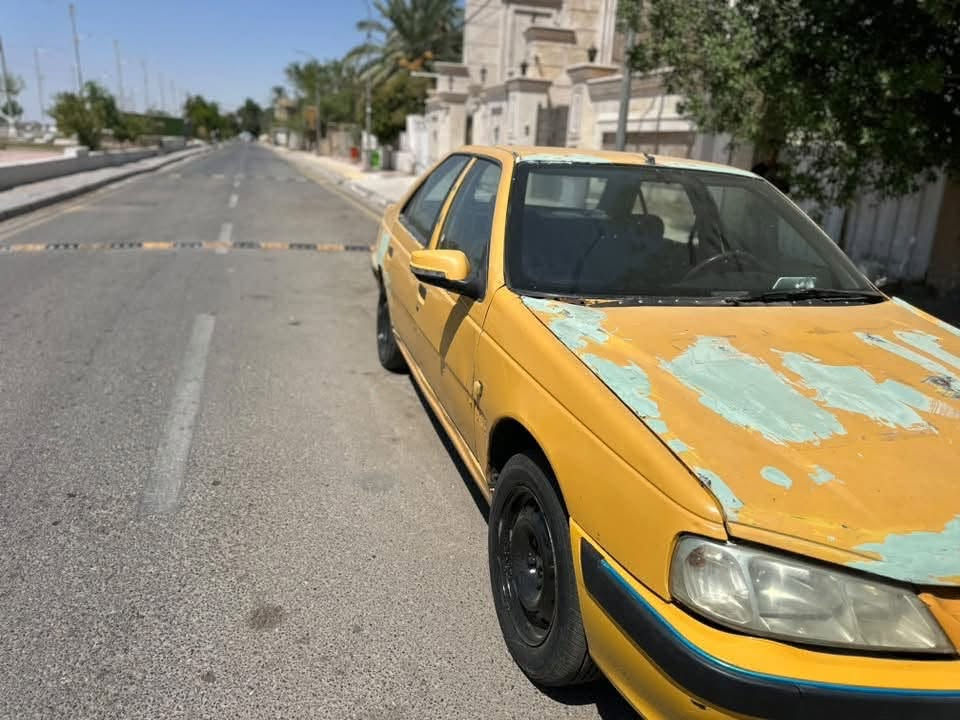 السلام عليكم
بيجو بإرص مديل ١٣ 

سيارات كير مكينه جاهز قبل فتره شادهن

تخم تاير جديد باتري جديد  سياره ما عوزه شي 

راعيه موجود بل عمارة ما اندله أبيع كوم حديد 

السعر ١٧  وبيه مجال 

مكان السيارة كوت تموز 

***********
