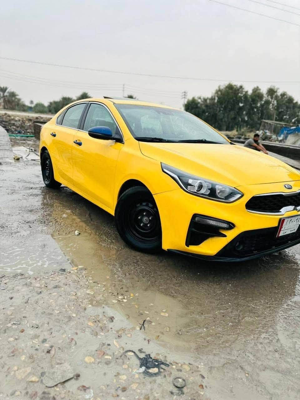 سلام عليكم فورتي21فول ما عده بصمه سياره صبغه جديده غاز بانزين بسمي حدثه بنيد وجملغ تخم تاير باتري تبريد تحكمات فول سياره داخل سودمكينه 2000كير ايتي6نمرمعروضه125بيه مجال***********
