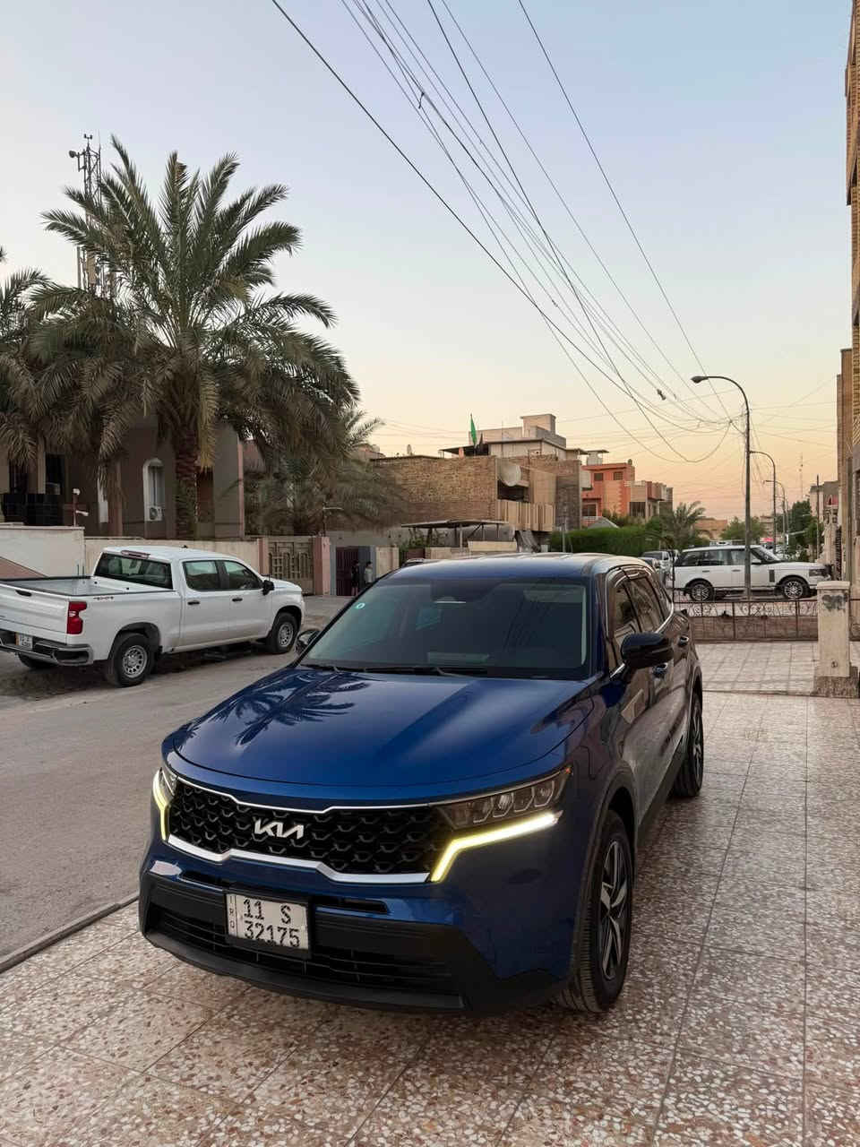 السلام عليكم شباب من رخصت اخونا الادمن المحترم عندي هاي السورنتو ٢٠٢٢ نص فول بصمه كشن كهرباء حار بارد كشنات تتفئه استيرن ٧ راكب حادثها مرفق بصور جاملغ خلفي او باب خلفي فقط الباقي كفاله مكينه ٤ سلندر ٢٥٠٠ ماشيه ٦٢ الف بسمي رقم بغداد عارضها ١٧٠ بيهاًمجال مكاني بغداد حي القاهرة ***********
