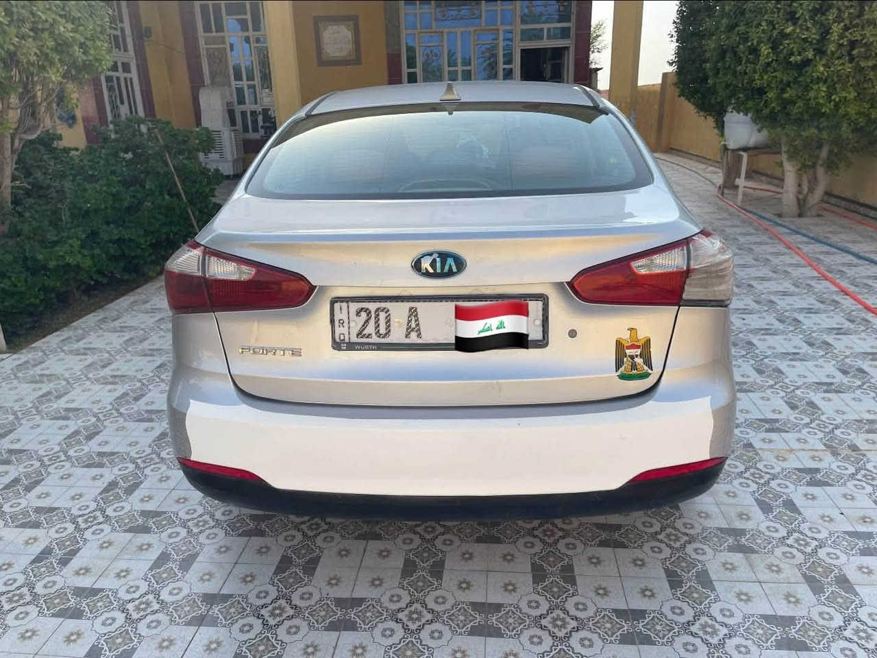 سلام عليكم سياره فورتي موديل ١٤ مكان سياره ديالى متواجد عل فيس رقمي ***********
