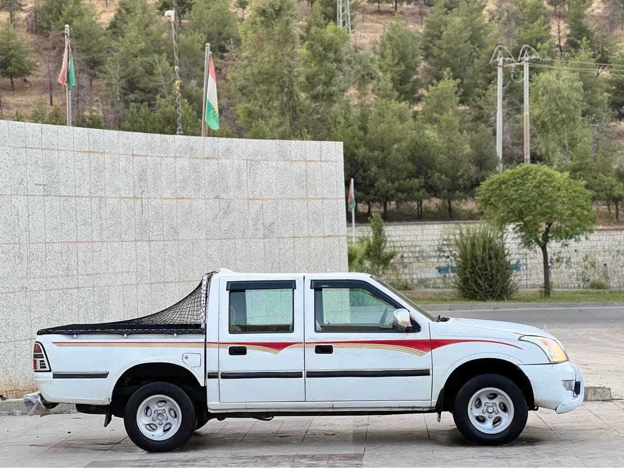 بەناوی خوای گەورە و میهرەبان 

سحر بەلاش بەلاش بەلاش 🔥🔥🔥
٣٣ گەڵا قفڵ. ١ گەڵا غرامەی لەسەرە فەوری دەگڕێتەوە واتا 
٣٢$ گەڵا قفڵ قفڵ 

خوار هەموو بازاڕ    تەبرید لەسەر سویچ ❄️❄️❄️❄️

گۆنا ٢٠٠٧ ڕەقەم هەولێر  تەحویل غرامە بەناوکردن بەشەرت 📦📦
 بێ دەحم بێ لێدراو هەتا بڵێی توند و تۆڵە 

گێڕ مەکینە ئەکسل تەقە و ڕەقە کارەبای مووس براوە بەشەرت 
٤ جام کارەبا 
غازی تەبریدی تازە ❄️
کابرێتەی بیلادی 
٤ تایەی جەبەلی لۆک 
ویلی سپۆڕت 
شانسی و سەقف و شانی بەشەرت 
کامل گێچەکانی ئیش دەکا وەک بیلادی 
تەنجیل بلوتوز 

لێخوڕینی هەتا بڵێی خۆشە لە گێڕی ٥ دەست لە سوکان بەردە 
بۆیاخی زۆر کەم هەیە 

کامل کامل مەسرەف کراوە زۆر توند و تۆڵ و مەزبووتە 

لەخزمەتان دام شوێنم ڕانیەیە قفڵ وقفڵی ٣٢$ گەڵایە 

بۆ مەحامەلە تەلەفون مەکە 

ژمارە موبایل *********** رانية, السليمانية

