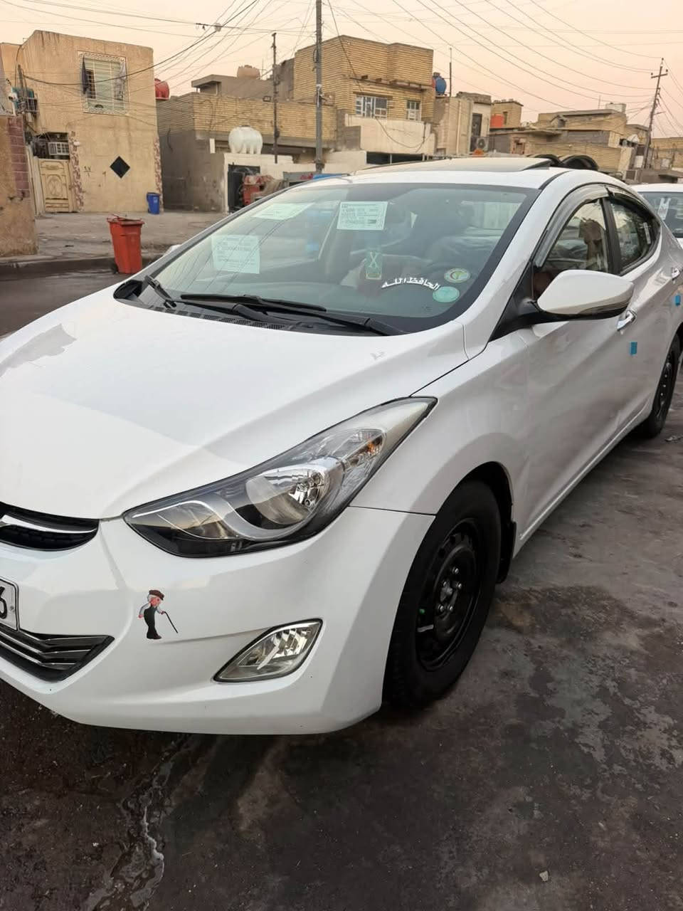 انترا للبيع موديل 2014 خليجي فول موصفات سلايت محرك 1800 دوش سيارة جديدة ماشية 96 الف محرك كير مكفولات تخم تاير صدر كله جديد سيارة مكفوله من ضربه بيه مكانين صبغ على كد شبر سونار بيه رقم بغداد جديد سعر 95 ورقه مكان سيارة بغداد الرصافة 
***********
