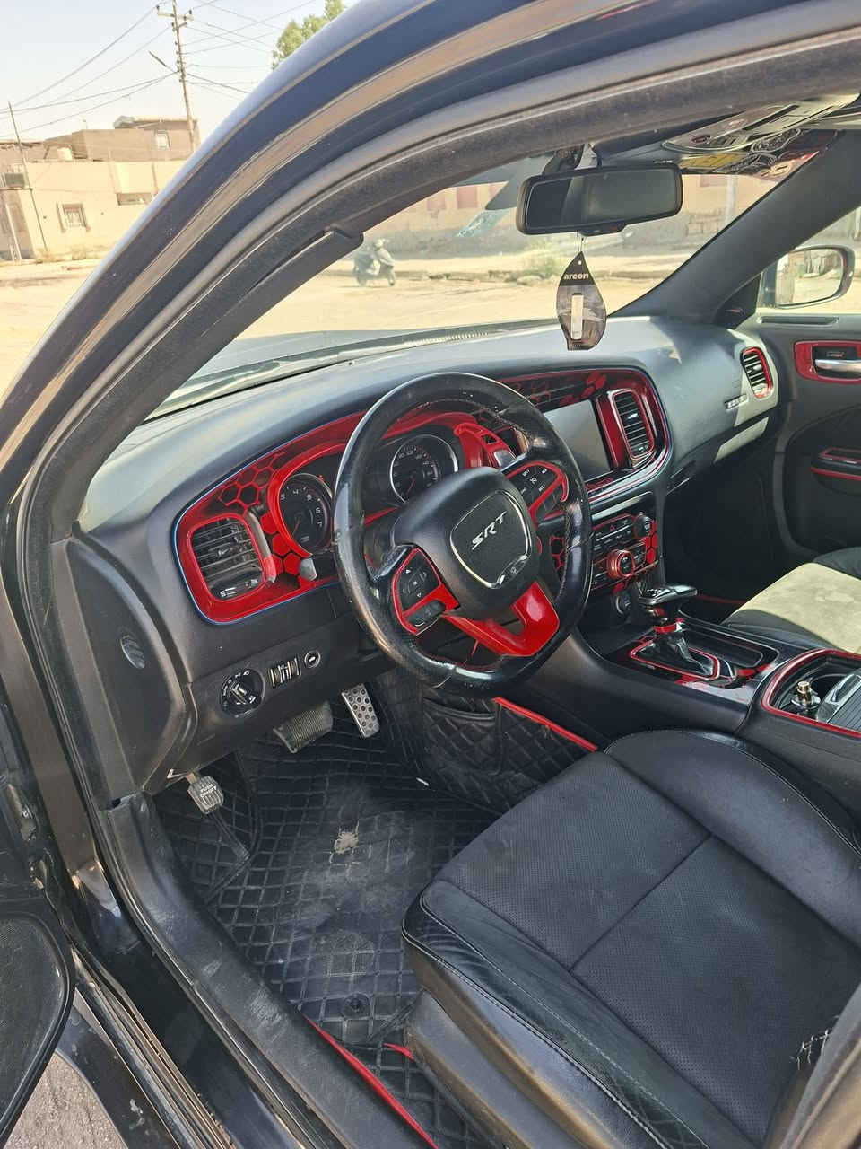 السلام عليكم  جارجر سكات محرك 6400 فول مواصفات رقم بغداد تحويل مباشر للبيع او مراوس حسب القناعه تبديل جاملغ وبنيد وباب وفخذه السعر 170وبيه مجال للشراي يدلل متواحد خاص واتصال 
***********
