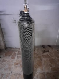 قنينة أكسجين • ١٤٠ سم • جديد