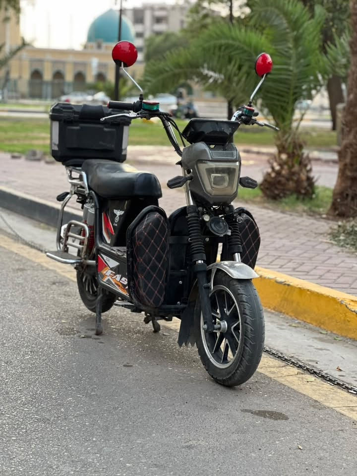 دراجة شحن • بطاريات٦دبل • تشغيل عن بعد