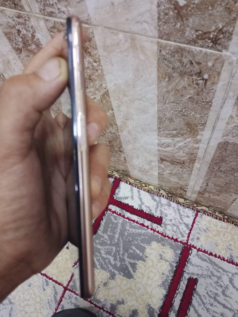 السلام عليكم 
تلفون للبيع اسم الجهاز Galaxy A7
التلفون شغال الذكره 128 البطاريه 5000
السعر خاص 
المكان سامراء

