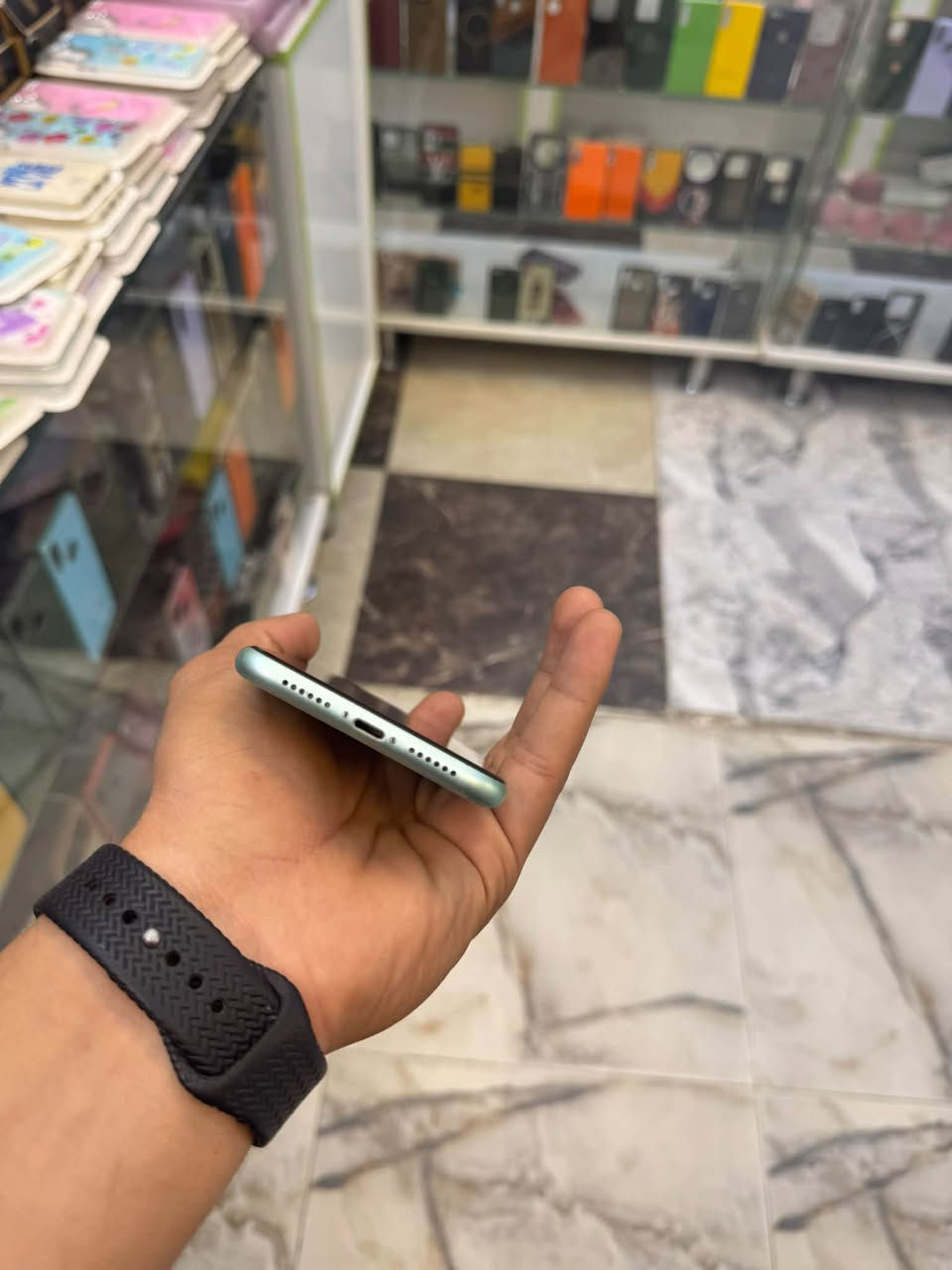 آيفون ١١ • بطارية مستبدلة • فيس ايدي معطل