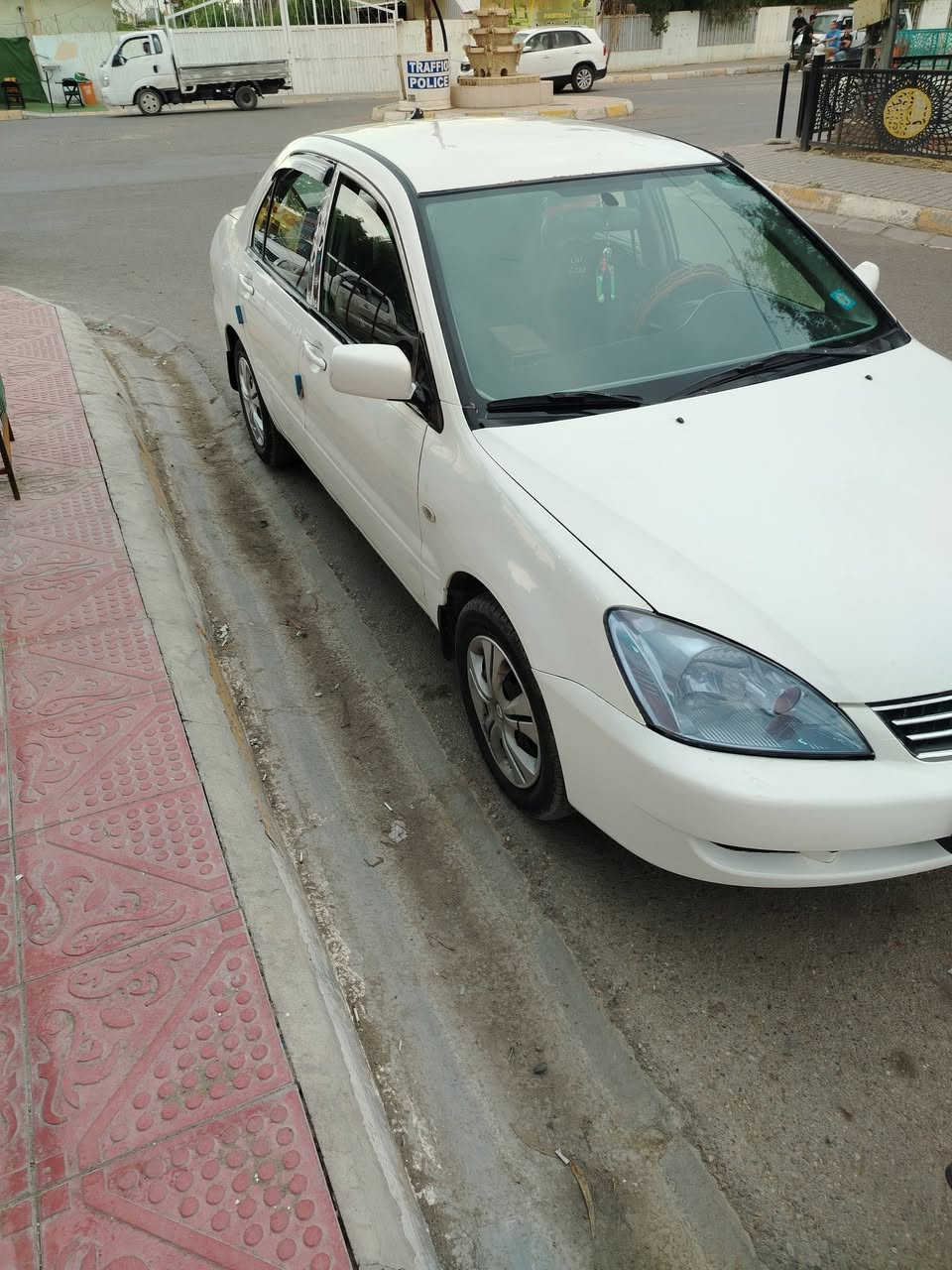 لانسر ٢٠٠٩ • محرك ١٦٠٠ • نضيف داخل وخارج