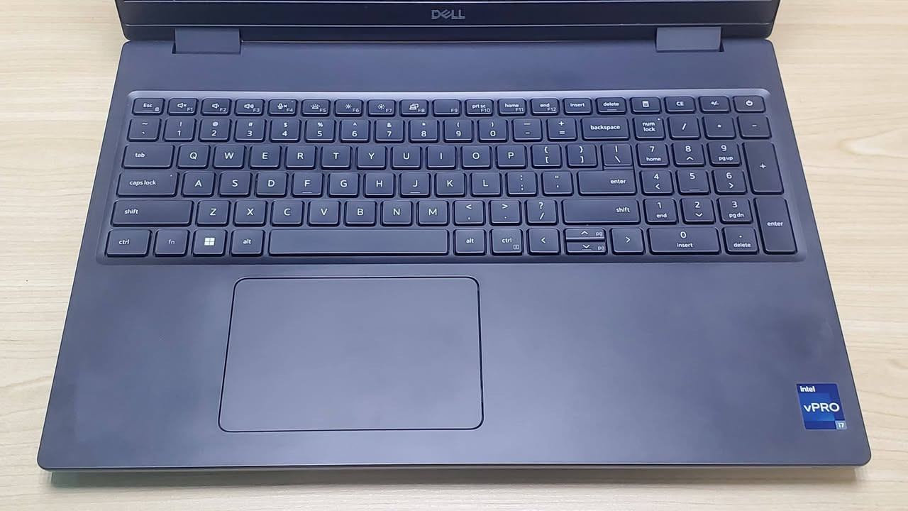Dell Precision 7670
Intel Core i7 12th

 RAM: 64GB ddr4 

 SSD: 1TB

GRAPHICS: NVIDIA GeForce RTX 3080 (16GB)

السعر مليون 650 الف
***********
