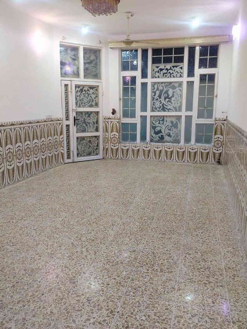 💚🔷دار سكن للبيع مساحه 225م حي الحكيم نزلت مكتبة حكايه يبعد عن الشارع 100م
🔷💚 يتكون من غرفتين وصاله ومطبخ واستقبال وطرمه 
💚🔷طابو 25 ومرقم من بلديه بناء طابوك وسكف صب 
🔷💸💸💸السعر 76وقابل لتفاوض 
او مراجعة مكتب المياحي مجاور مكتبة حكايه 🥰
للاستفسار الاتصال ***********
